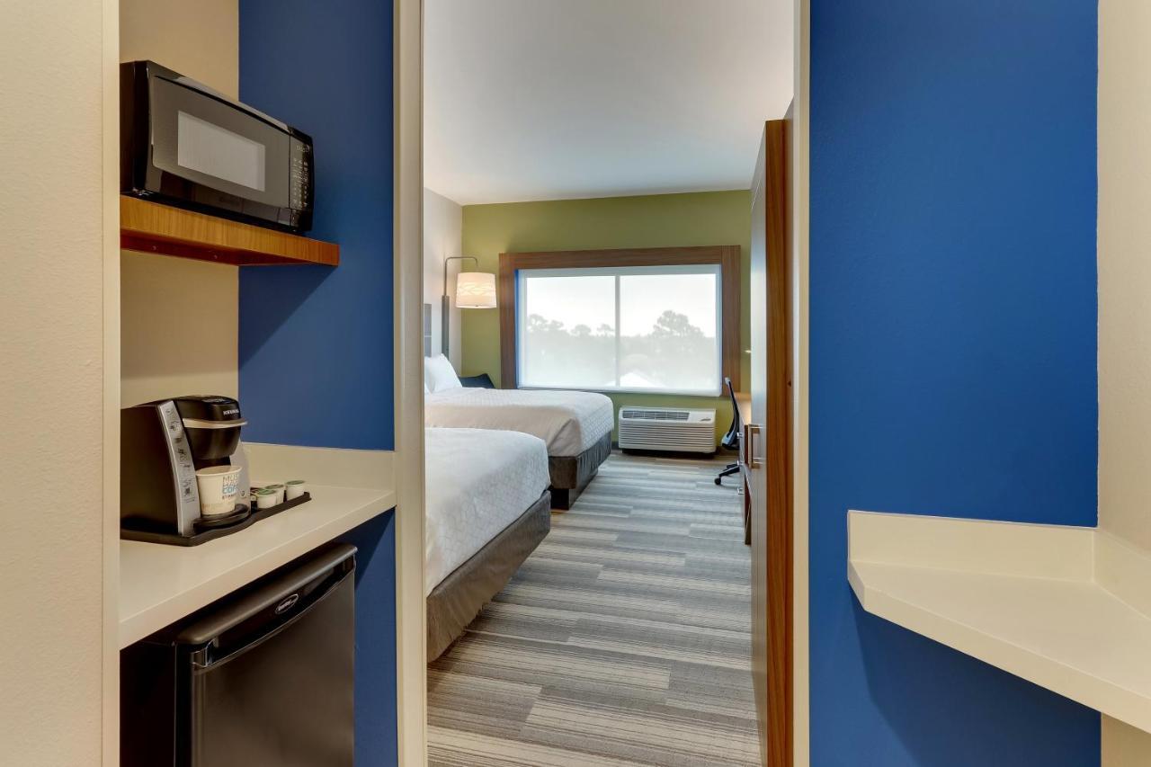 Holiday Inn Express - Wilmington - Porters Neck By Ihg Bagian luar foto