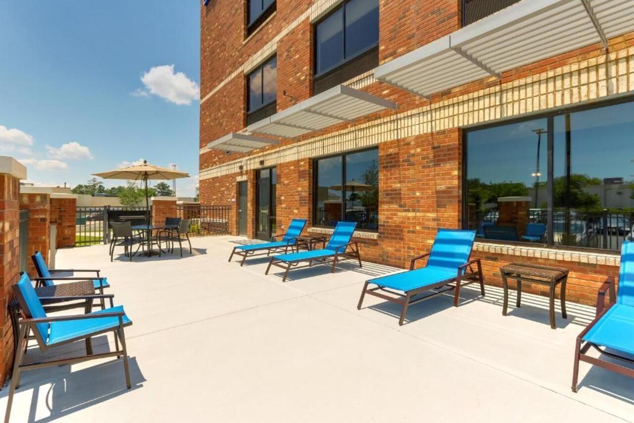 Holiday Inn Express - Wilmington - Porters Neck By Ihg Bagian luar foto